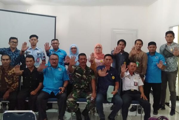 Rapat Koordinasi Tingkat Kabupaten / Kota Dengan Dinas Terkait Rapat Koordinasi Tingkat Kabupaten / Kota Dengan Dinas Terkait