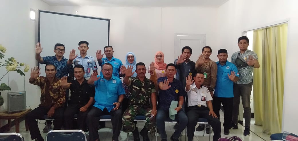 Rapat Koordinasi Tingkat Kabupaten / Kota Dengan Dinas Terkait Rapat Koordinasi Tingkat Kabupaten / Kota Dengan Dinas Terkait